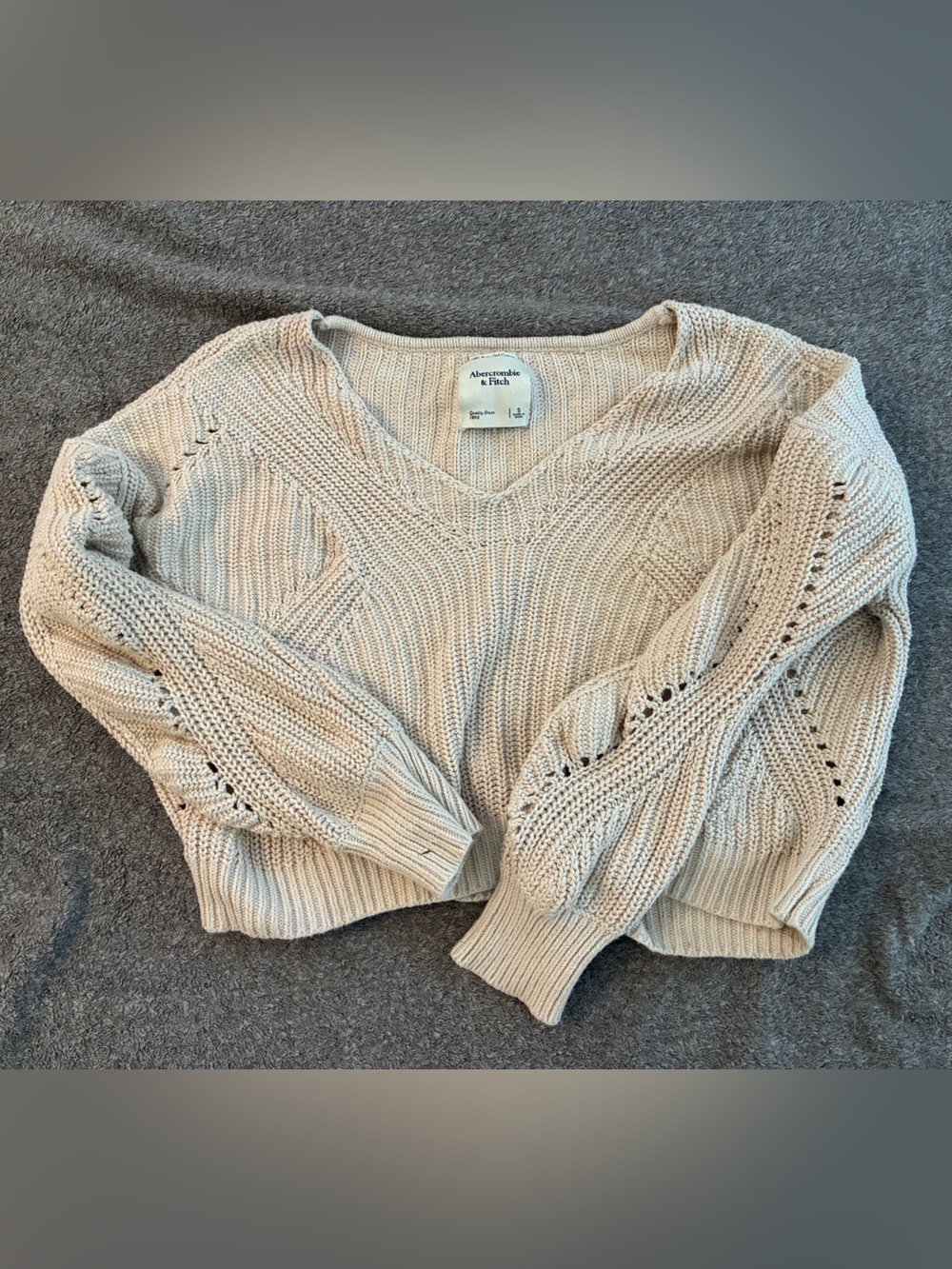 Abercrombie & Fitch Cream Cable Crewneck Sweater